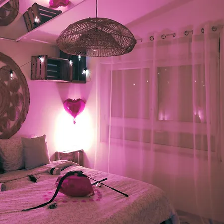 La Loveroom De L'artois Appartement *